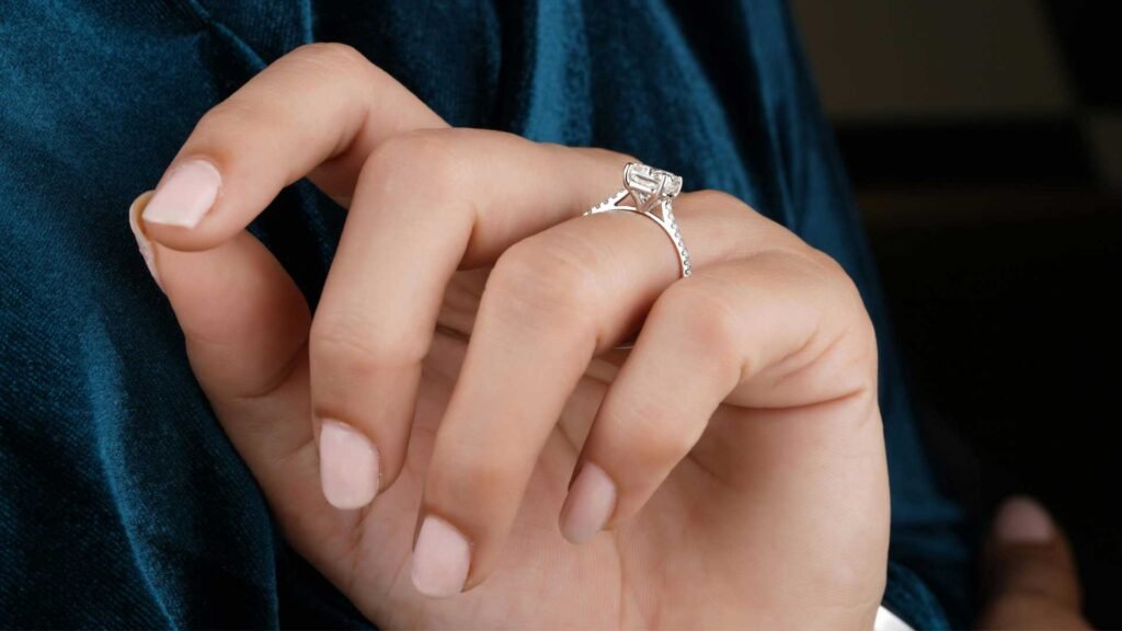 Cathedral Engagement Ring is one you should definitely know about. 